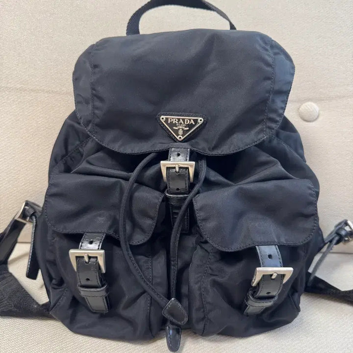 [SOLD OUT] 프라다 벨라 백팩 스몰