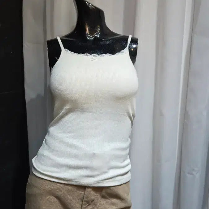 [BUNJANG] Ivory Lace Cami Top / 캡내장 앞뒤 레이스 골지 아이보리 나시