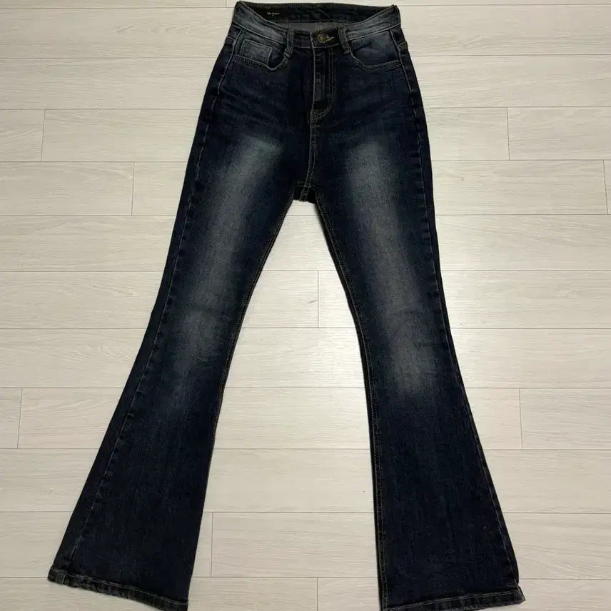 [BUNJANG] Hiniqu Noe Bootcut Long Pants Jeans / 히니크 노이 부츠컷 롱 팬츠 바지 중청 M