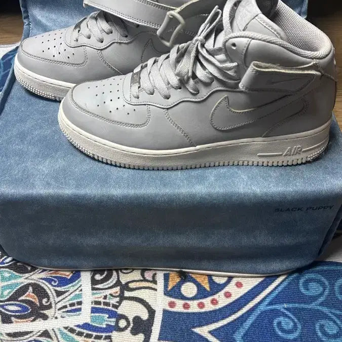 [BUNJANG] Nike Air Force 1 Mid Gray Vintage Sneakers / 나이키 에어포스1 미드 그레이 265 (빈티지)