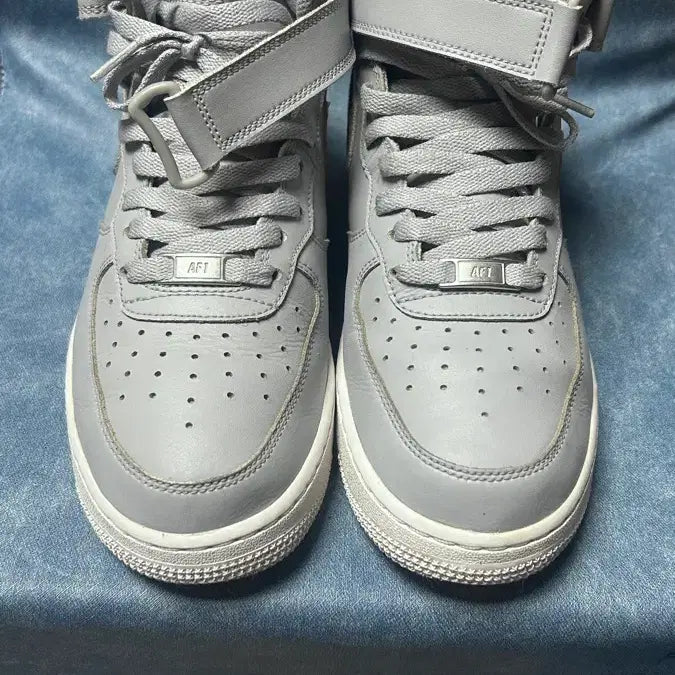 [BUNJANG] Nike Air Force 1 Mid Gray Vintage Sneakers / 나이키 에어포스1 미드 그레이 265 (빈티지)