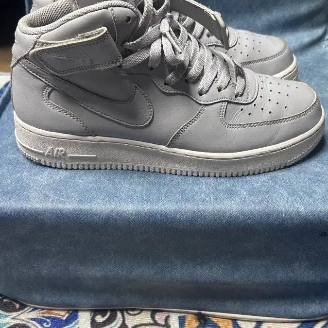 [BUNJANG] Nike Air Force 1 Mid Gray Vintage Sneakers / 나이키 에어포스1 미드 그레이 265 (빈티지)