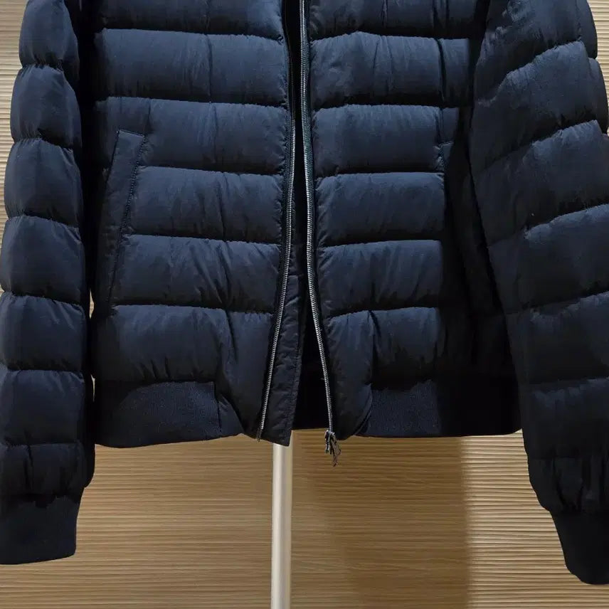 [SOLD OUT] 에르노 다운 봄버 점퍼 52사이즈.