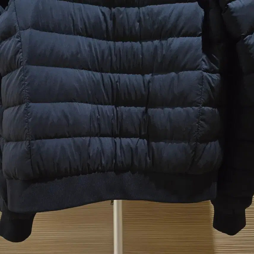 [SOLD OUT] 에르노 다운 봄버 점퍼 52사이즈.