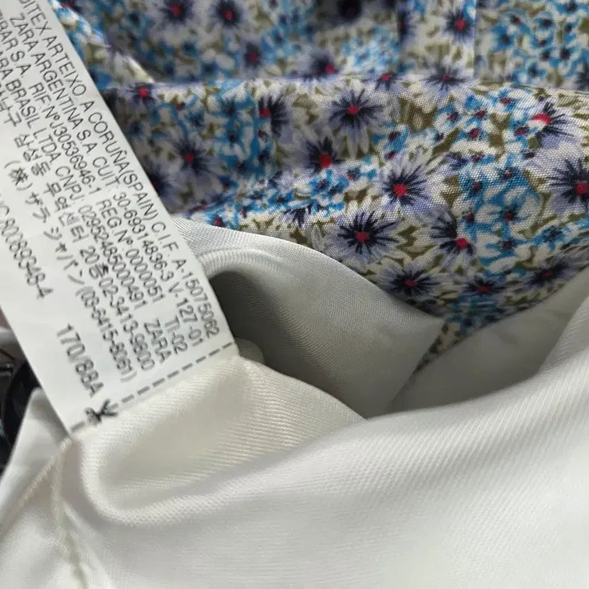 [SOLD OUT] 자라 플라워 패턴 블레이저