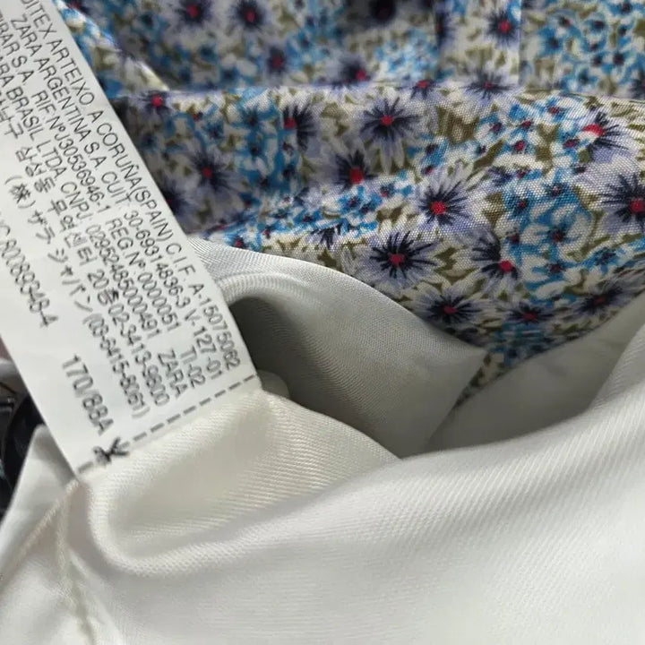 [SOLD OUT] 자라 플라워 패턴 블레이저