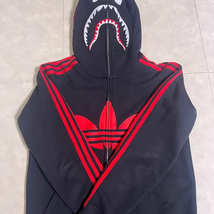 [BUNJANG] Adidas x Bape Ultimate Shark Hoodie Black S / 아디다스 x 베이프 얼티밋 샤크 후드집업 블랙  S 급처