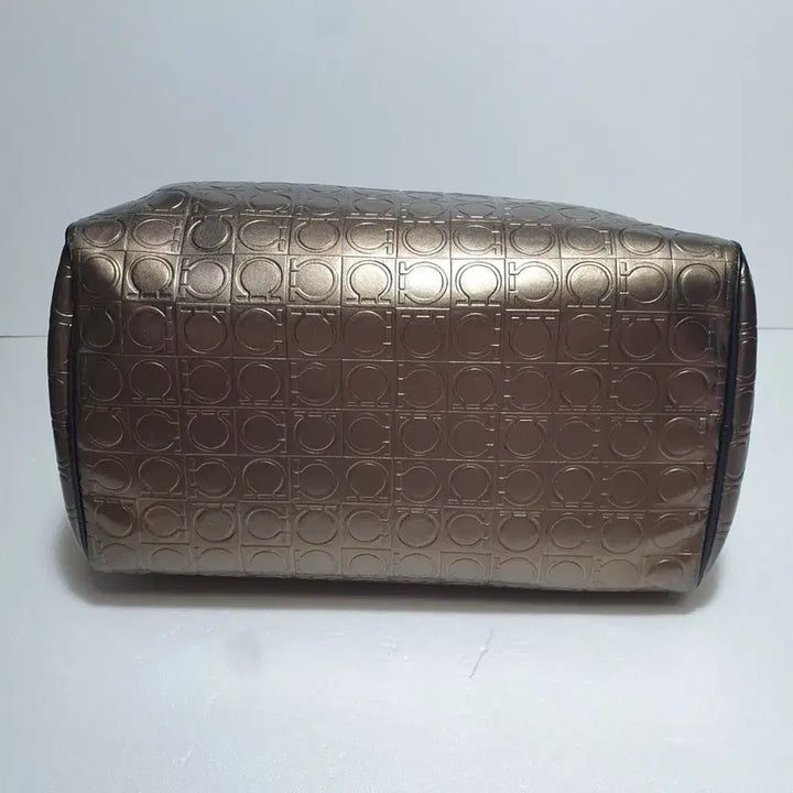 [BUNJANG] Ferragamo Logo Tote Bag / 정품이고 ㅡ페라가모 ㅡ로고.토트백