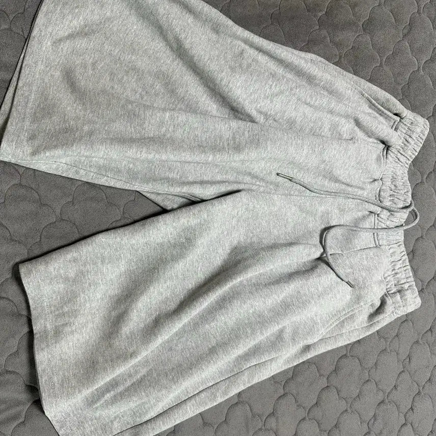 [BUNJANG] Zero Deep One Tuck Sweat Shorts / 제로 Deep One Tuck Sweat Shorts 버뮤다팬츠