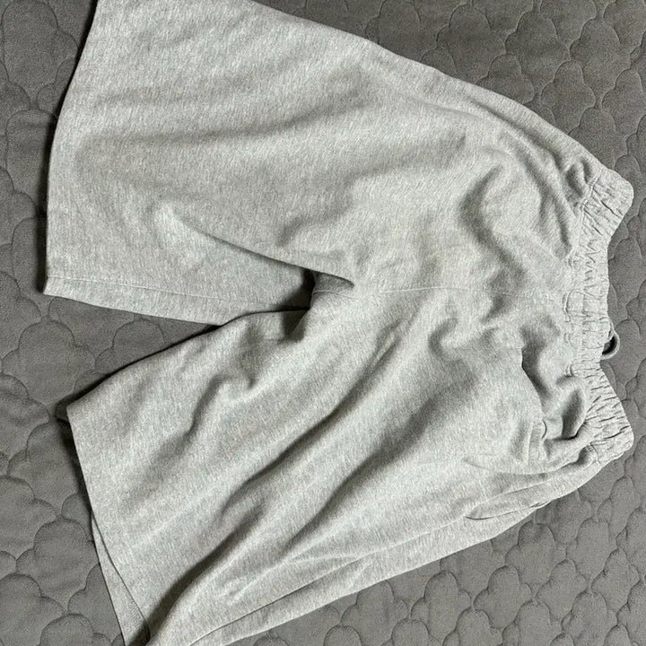 [BUNJANG] Zero Deep One Tuck Sweat Shorts / 제로 Deep One Tuck Sweat Shorts 버뮤다팬츠