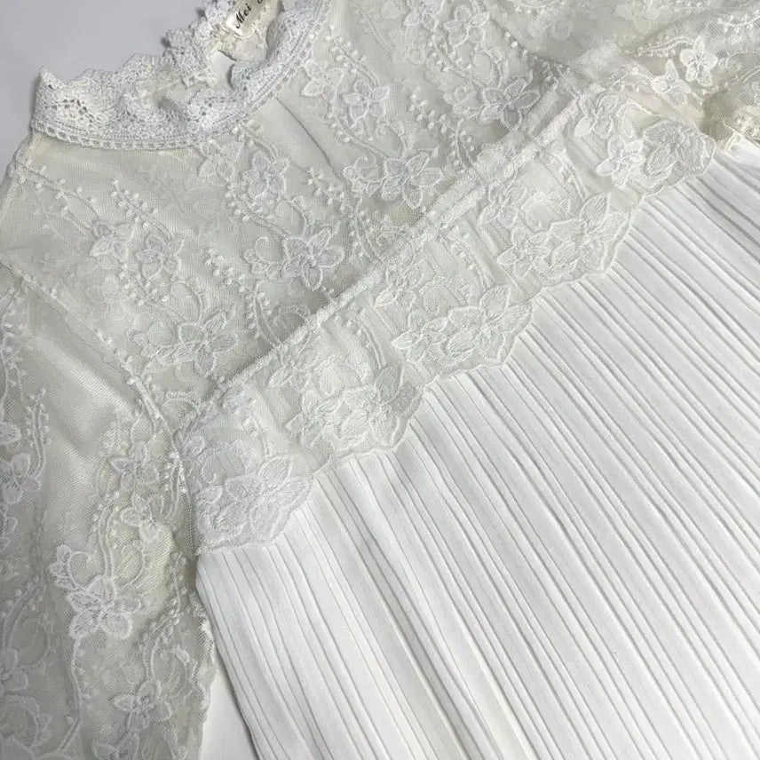 [BUNJANG] Bose Pleated Floral Lace Mini Dress / 플리츠 레이스 원피스