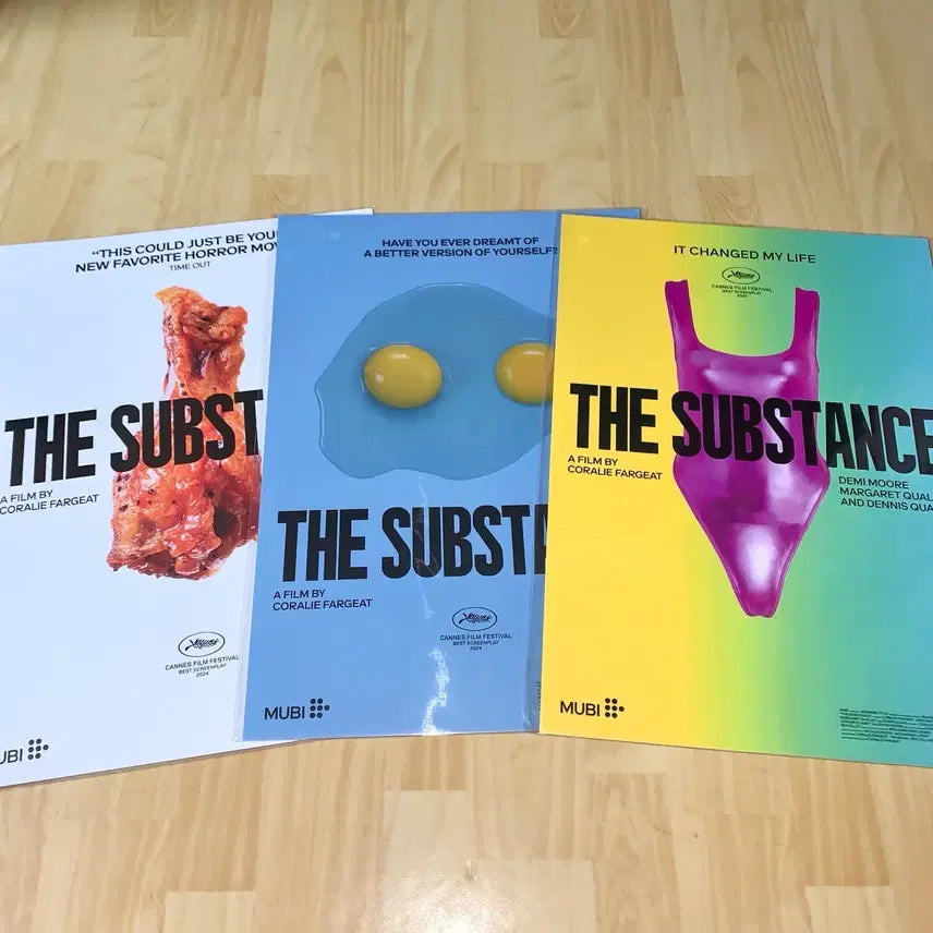 [BUNJANG] 서브스턴스 A3포스터(치킨/분열/레오타드)영화특전 데미무어 마가렛퀄리 / 서브스턴스 A3포스터(치킨/분열/레오타드)영화특전 데미무어 마가렛퀄리
