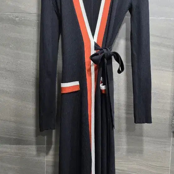[SOLD OUT] maje 마쥬,  쿨골지 벨티드 롱원피스  가디건 , 거의 새상품
