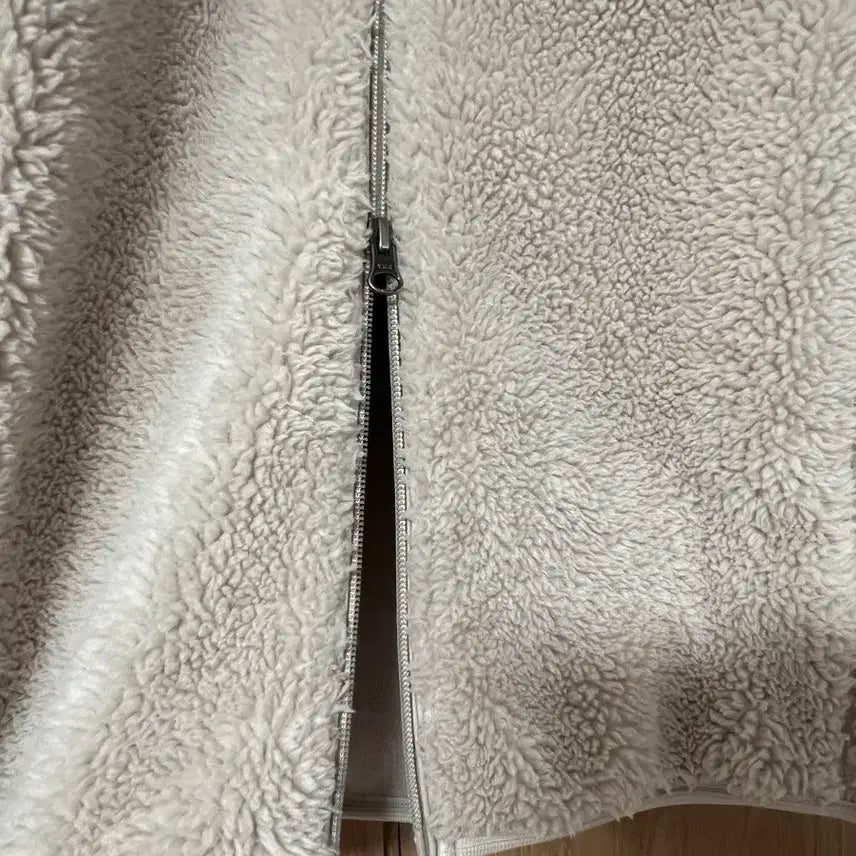 [BUNJANG] Uniqlo Fleece Jacket Beige L / 유니클로 방풍 보아 플리스 자켓 후리스 베이지 L 341-429188