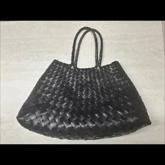 [BUNJANG] Dragon Diffusion Santa Croce Small Black Bag with Black Inner Bag / 드래곤디퓨전 산타크로체 블랙 스몰+미개봉한 블랙 이너백 포함