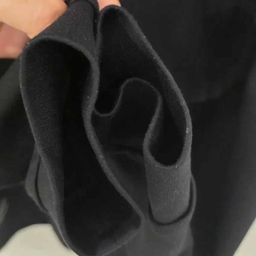 [BUNJANG] Discovery Expedition Black Zip-up 95 Jacket / 디스커버리 익스페디션 블랙 집업 95
