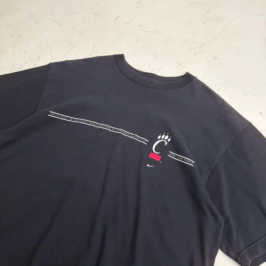 [BUNJANG] Nike 90s Vintage Cincinnati Logo T-Shirt Size M / 90s USA 나이키 빈티지 반팔티 M