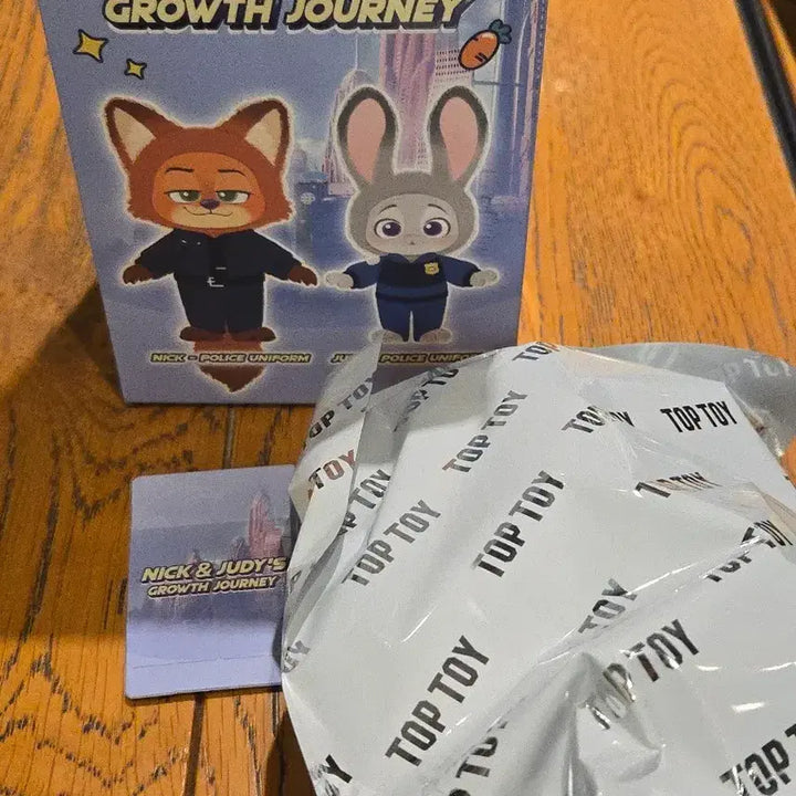 [BUNJANG] TopToy Zootopia Judy Hopps Doll / (미개봉)탑토이 정품 주토피아 닉&amp;주디 경찰주디인형 판매