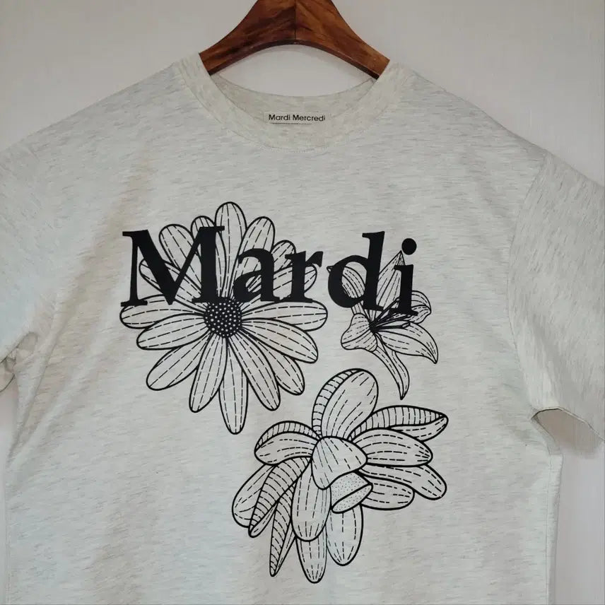 [BUNJANG] Mardi Mercredi Triple T-shirt / 마르디메크르디 트리플 티셔츠