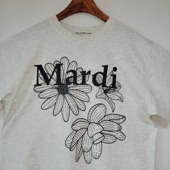 [BUNJANG] Mardi Mercredi Triple T-shirt / 마르디메크르디 트리플 티셔츠