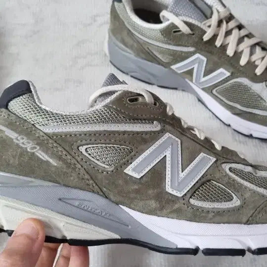 [BUNJANG] New Balance 990v4 Aimé Leon Dore True Camo Beige Sneakers / 뉴발란스 990v4 에임레온도르 트루 카모 베이지 260