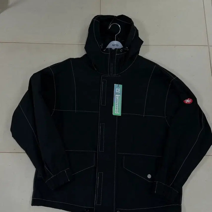 [SOLD OUT] [M] 카브엠트 블랙 스티치 후드 자켓