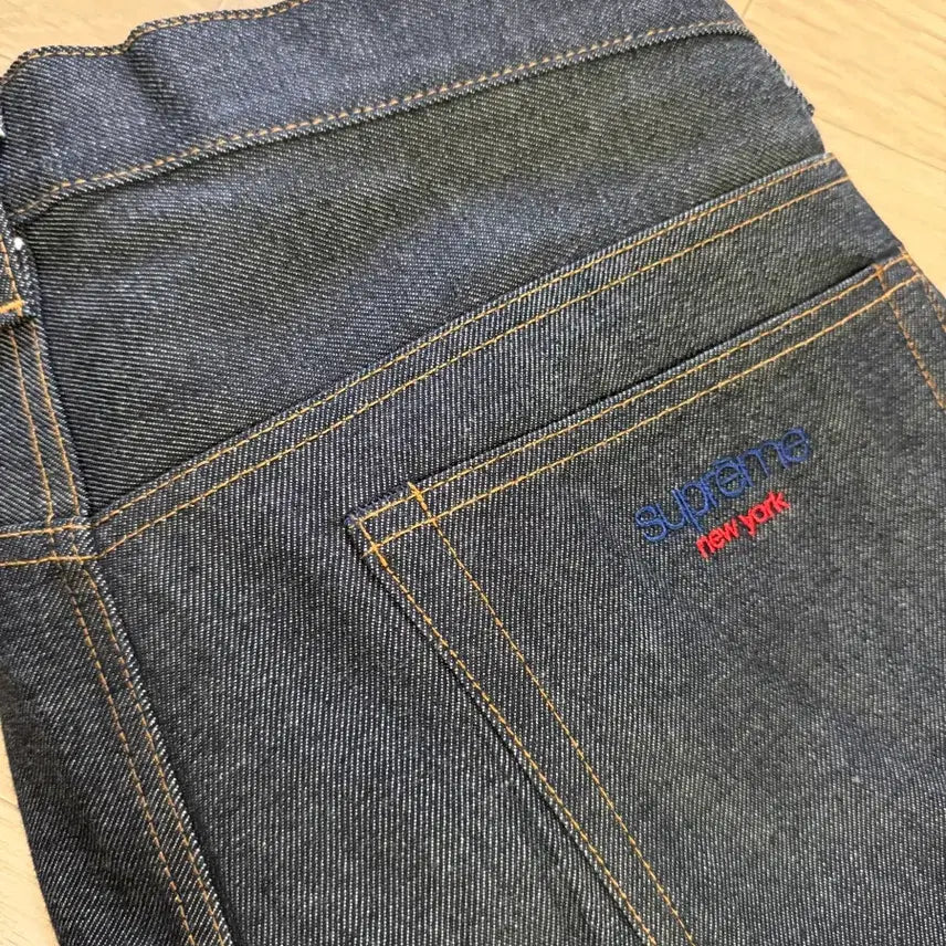 [SOLD OUT] 슈프림 배기 셀비지 진 리지드 인디고 - 25FW 34사이즈