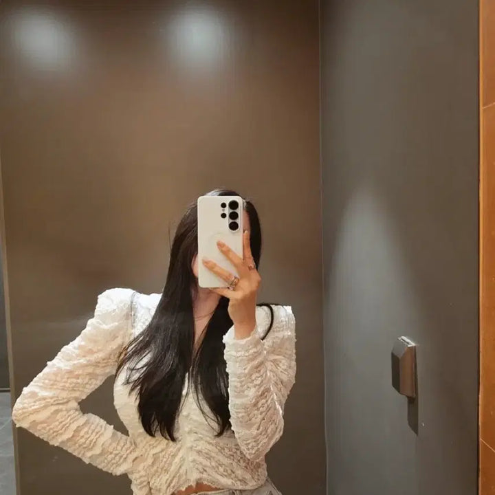 [SOLD OUT] 엔돌핀 플로럴레이스가디건 아이보리