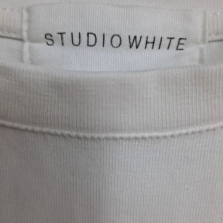 [BUNJANG] Mandral White Printed Short Sleeve T-Shirt / Mandral 흰색 프린팅 반팔 티셔츠