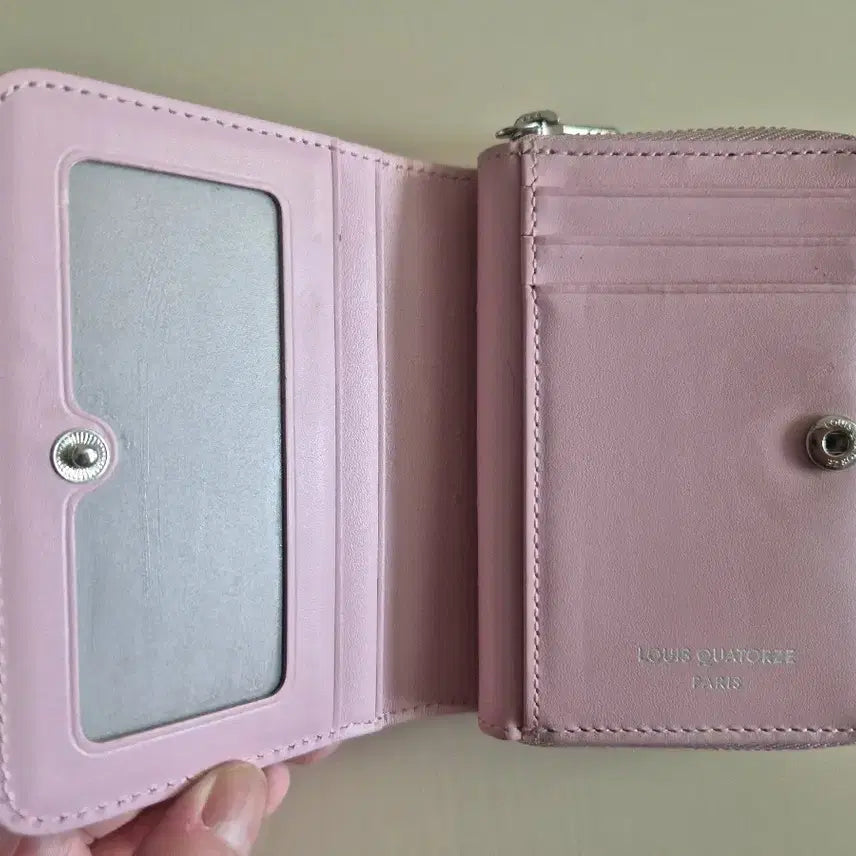 [BUNJANG] Louis Quatorze Cannele Pink Wallet / 루이까또즈 까눌레 핑크 지갑