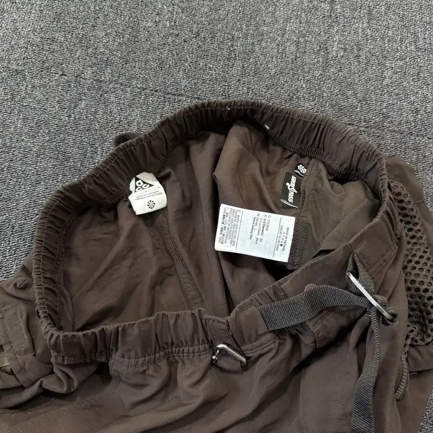 [BUNJANG] Nike ACG Snowgrass Brown Cargo Shorts / 나이키 ACG 스노우그래스 브라운 카고 쇼츠