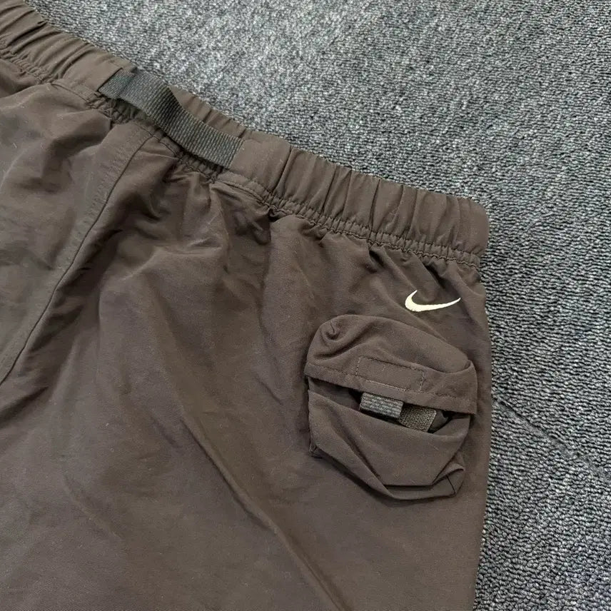 [BUNJANG] Nike ACG Snowgrass Brown Cargo Shorts / 나이키 ACG 스노우그래스 브라운 카고 쇼츠