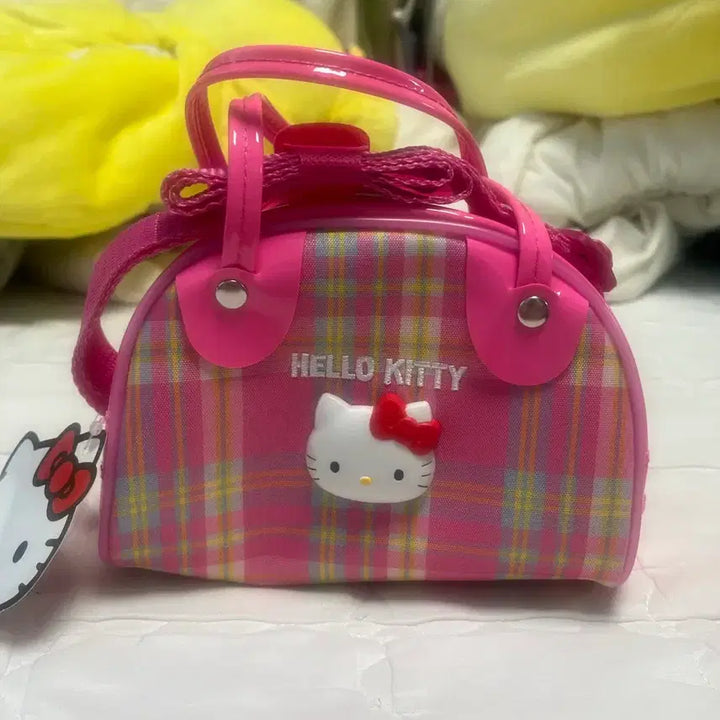 [BUNJANG] Hello Kitty Classic Pink Checkered Mini Bag / 헬로키티 고전키티 핑크 체크무늬 미니백