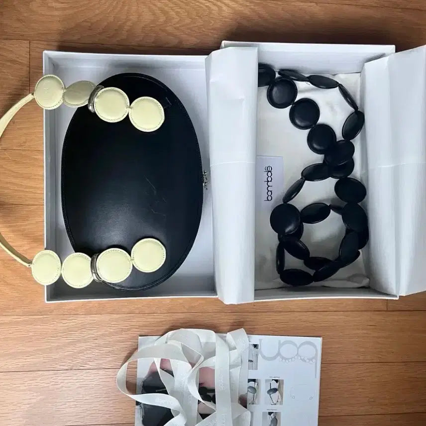 [SOLD OUT] 밤볼레 bambole bag 1 (바디+블랙/옐로우 스트랩 구성)