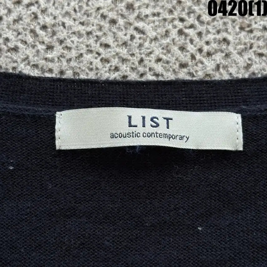 [BUNJANG] LIST Black V-Neck Cardigan (Size S) / LIST 블랙 브이넥 가디건 S