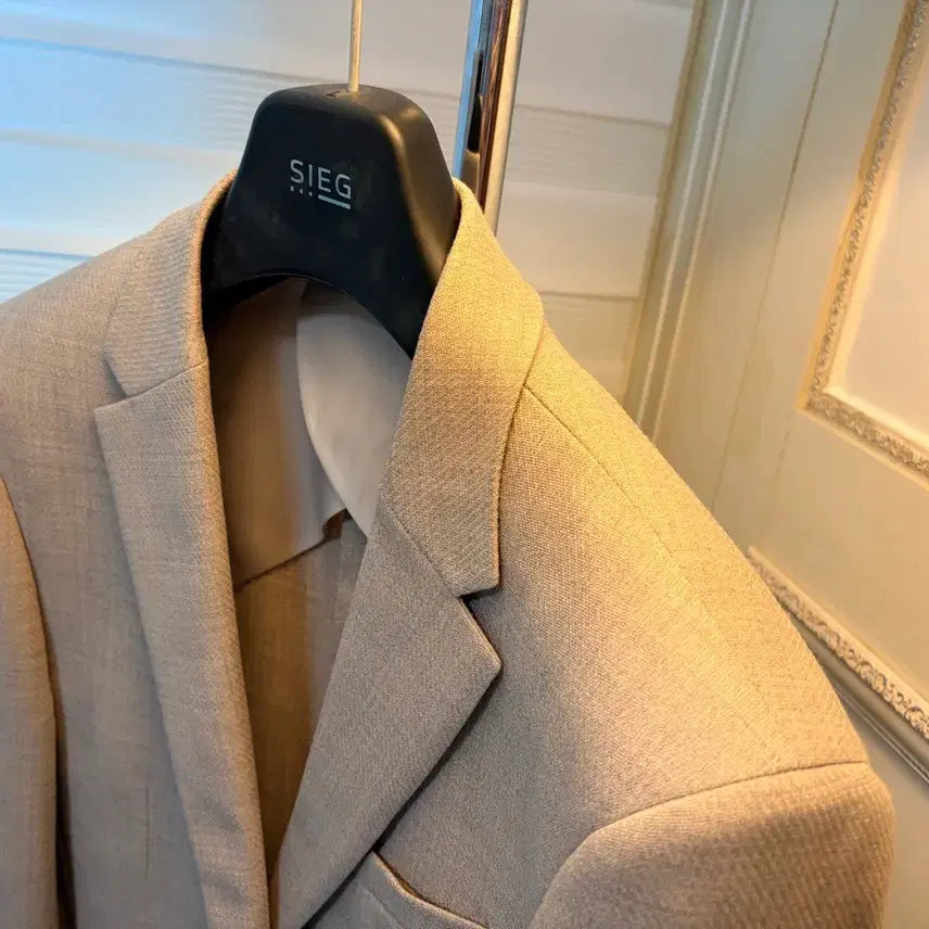 [BUNJANG] Ziek Beige Blazer Jacket / 지이크 베이지컬러 블레이저 자켓(봄여름용)103사이즈(100~103)미착