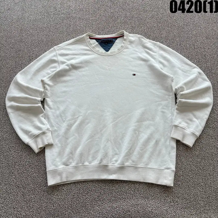 [BUNJANG] Tommy Hilfiger White Crewneck T-Shirt L / 타미힐피거 화이트 맨투맨 티셔츠 L