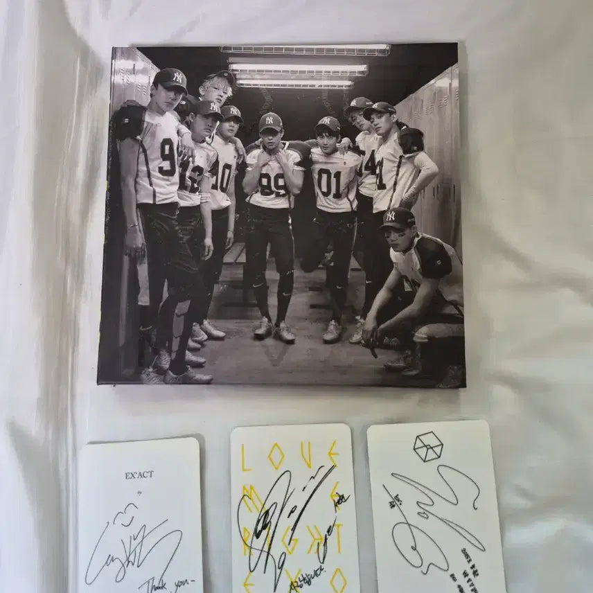 [SOLD OUT] EXO 레이 포토카드 + 앨범