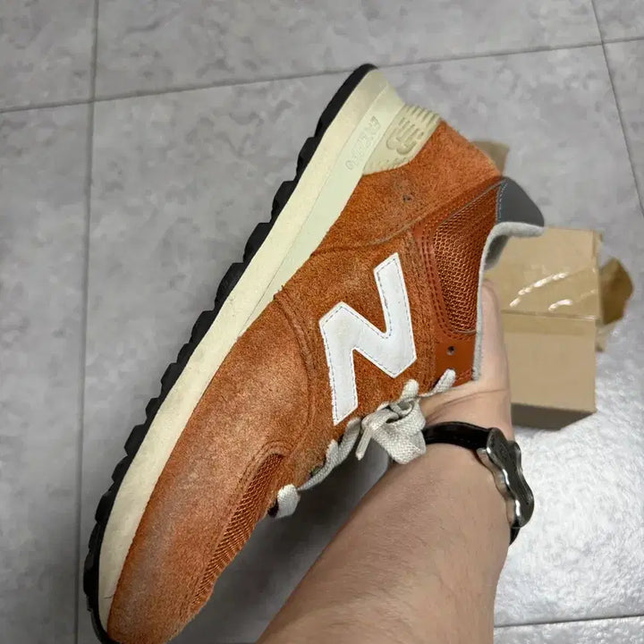[BUNJANG] New Balance 574 Heritage Orange Burst Sneakers / 뉴발란스 574 헤리티지 오렌지 버스트 화이트