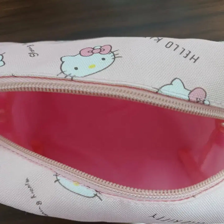 [BUNJANG] Pink Square Hello Kitty Pouch / 분홍 사각 헬로키티 파우치