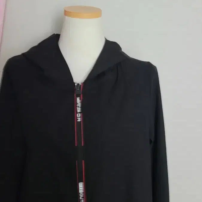 [BUNJANG] IT OUTDOOR Black Long Windbreaker Hoodie Zip-Up / IT OUTDOOR 검정 롱 바람막이 후드집업