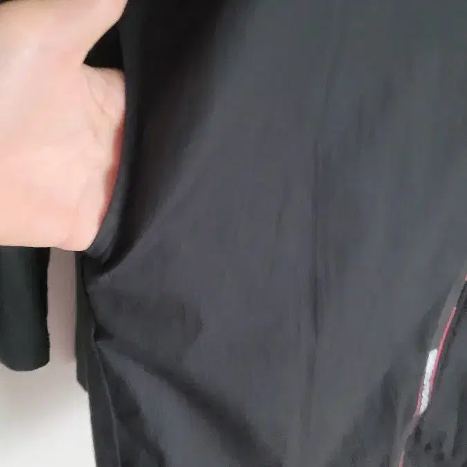[BUNJANG] IT OUTDOOR Black Long Windbreaker Hoodie Zip-Up / IT OUTDOOR 검정 롱 바람막이 후드집업