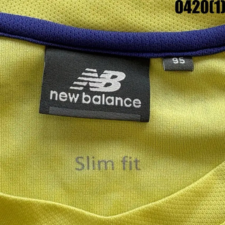 [BUNJANG] New Balance Yellow Slim Fit T-Shirt / 뉴발란스 반팔 티셔츠 옐로우 슬림핏 95
