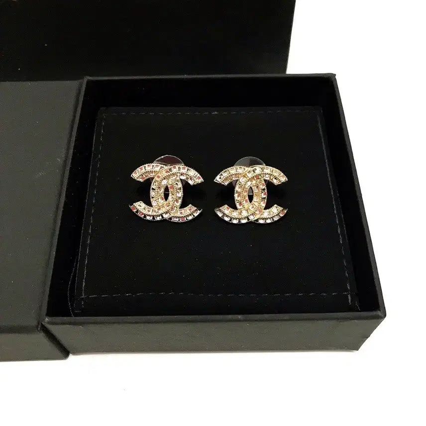 [BUNJANG] Chanel CC Crystal Earrings Gold 9mm / 샤넬 CC 크리스탈 귀걸이 골드 9mm