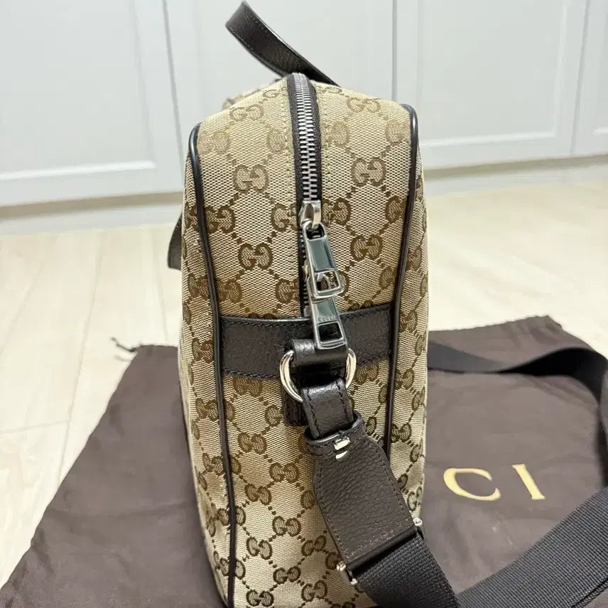 [BUNJANG] Gucci GG Supreme Briefcase / 구찌 GG 캔버스 브리프케이스(서류가방)(정품)
