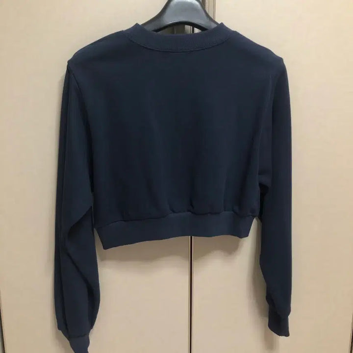 [BUNJANG] Bad Blood Cropped Sweatshirt Navy / [새상품] 배드블러드 크롭 맨투맨 - 네이비