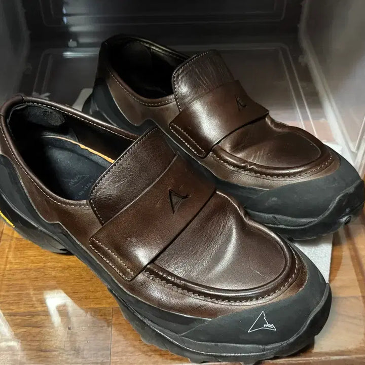 [BUNJANG] Roa Hiking Loafer Brown Shoes / 로아 하이킹 로퍼 브라운 280 (43)