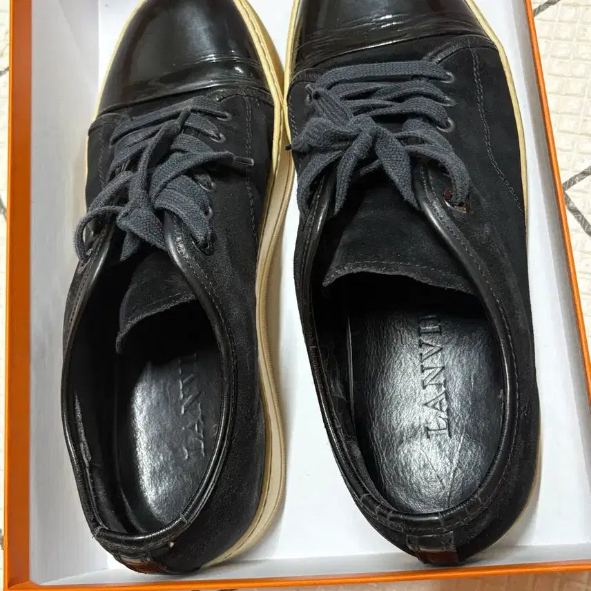 [BUNJANG] LANVIN Velour Low Sneakers 270 / LANVIN 랑방 벨루어 로우 스니커즈 270