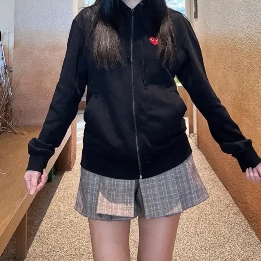 [BUNJANG] Comme des Garcons Red Emblem Hooded Zip-up / 꼼데 레드와펜 후드집업
