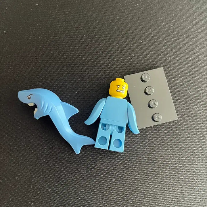 [BUNJANG] LEGO Minifigure Shark Costume / 레고 미피 상어 알바